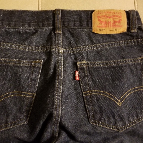 Levi 505 jean shorts - Picture 5 of 6